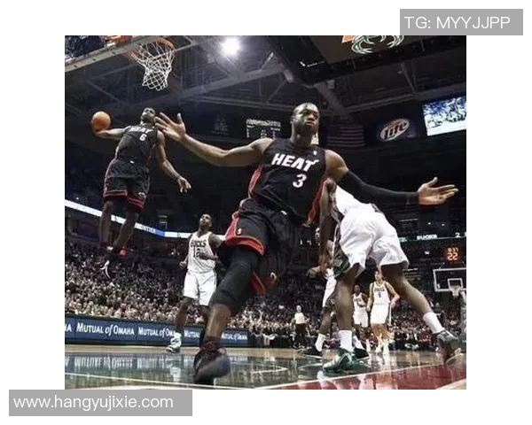 昔日恩怨再现！篮球八卦与老队友狭路相逢